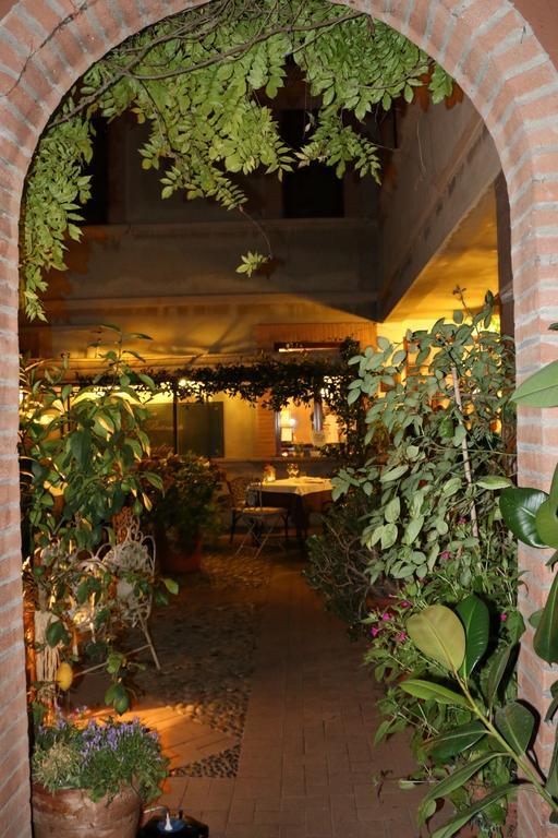 Albergo & Ristorante Selvatico Rivanazzano Terme Luaran gambar